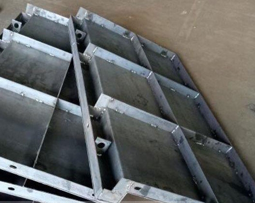 遮板模具遮蓋模具廠(chǎng) 高鐵遮板